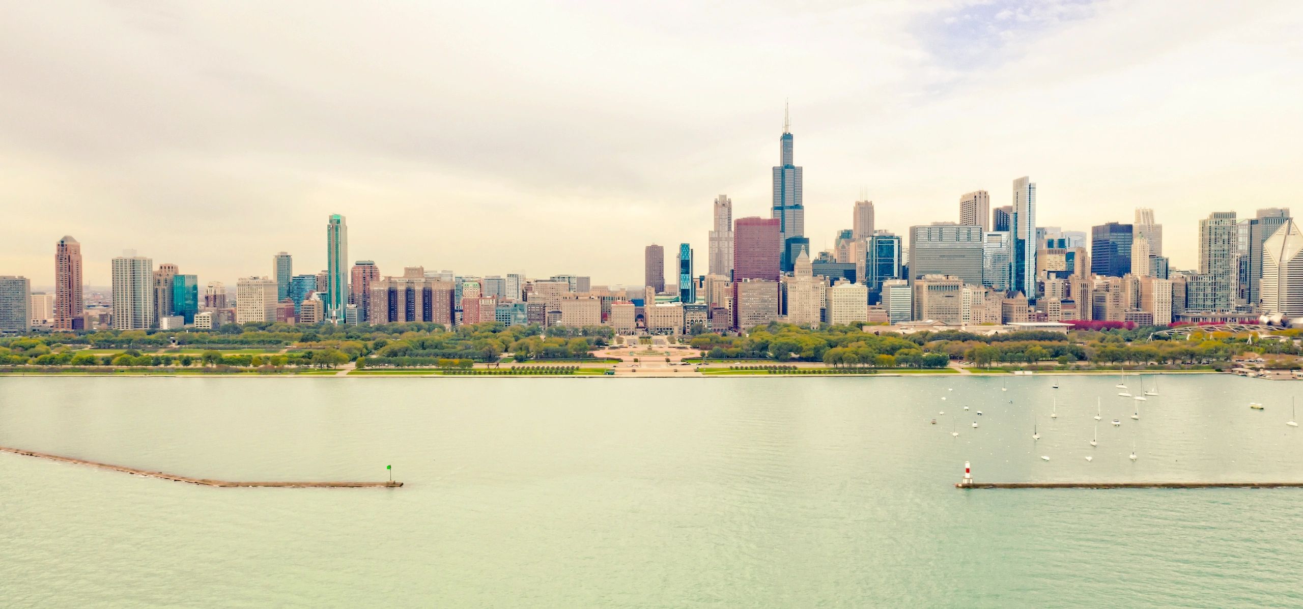Aerial view of the Chicago skyline